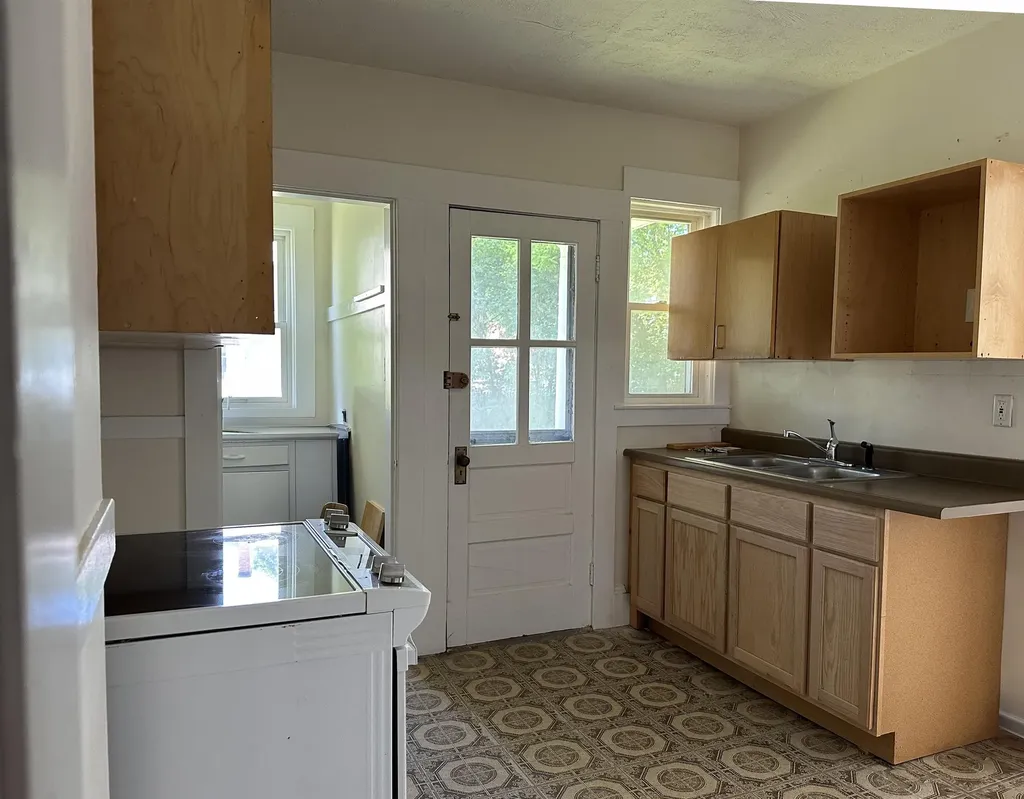 3-5 Foster Avenue Windsor VT 05089