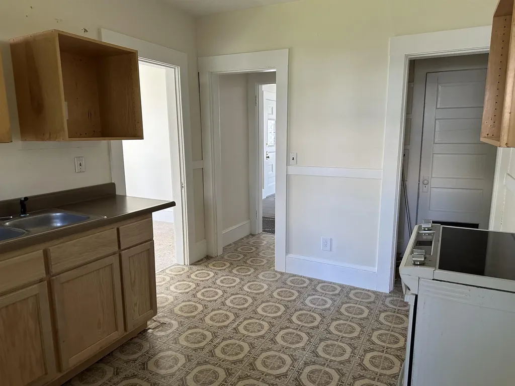 3-5 Foster Avenue Windsor VT 05089