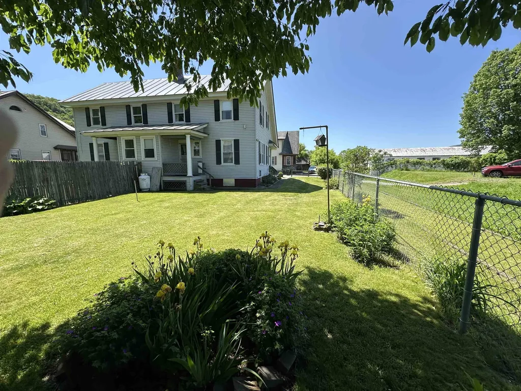 3-5 Foster Avenue Windsor VT 05089