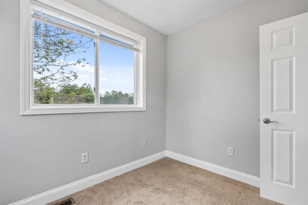 468 Wentworth Street Manchester NH 03102