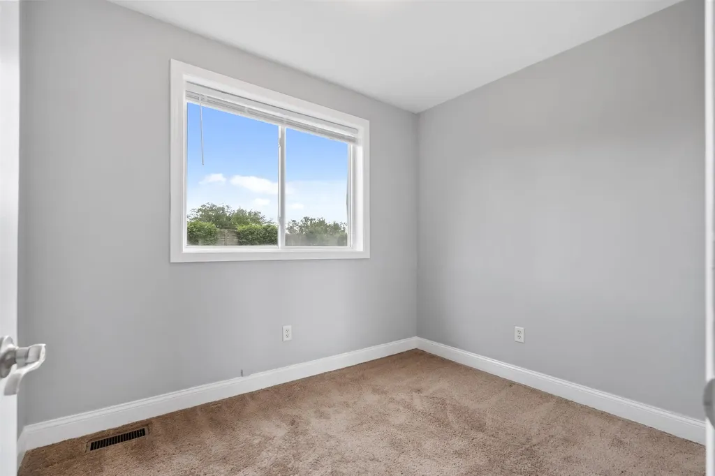 468 Wentworth Street Manchester NH 03102