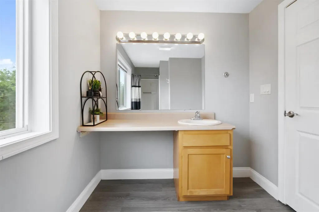 468 Wentworth Street Manchester NH 03102