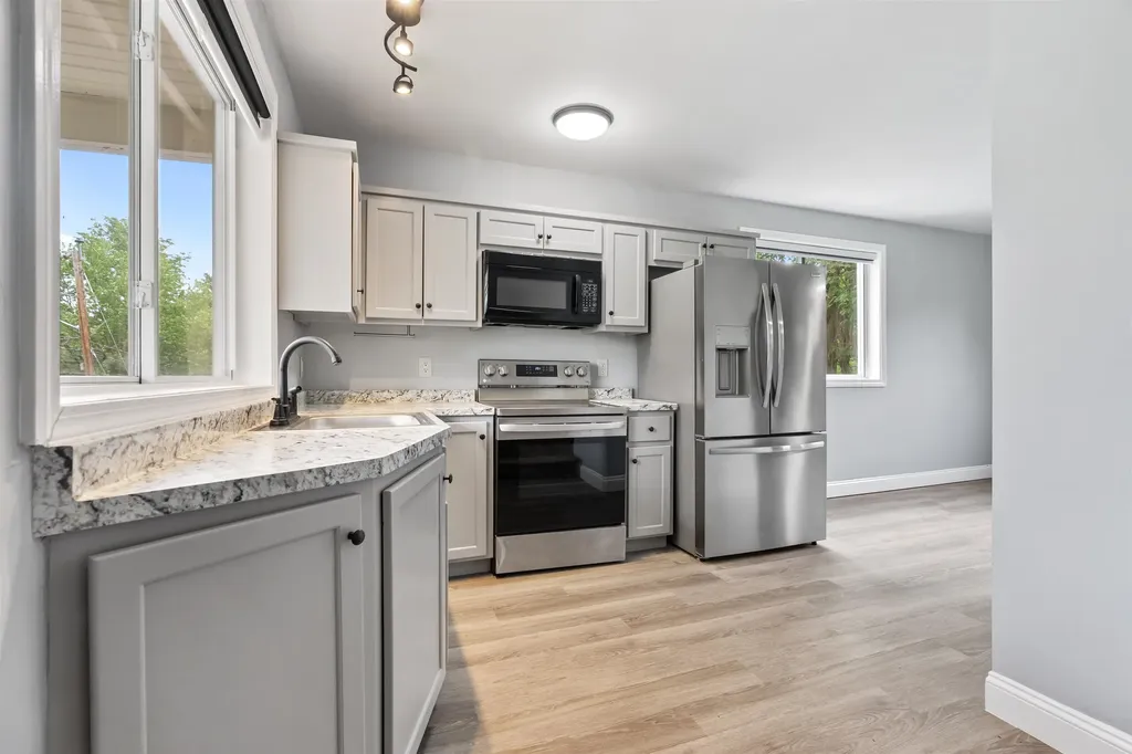 468 Wentworth Street Manchester NH 03102