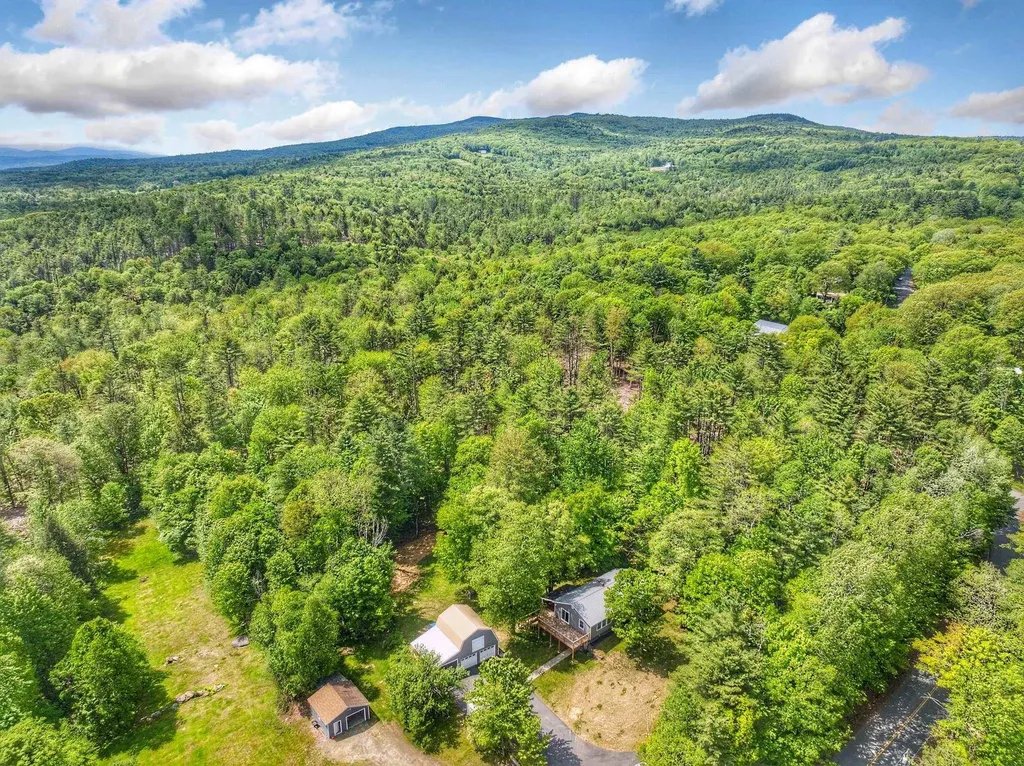 54 Barton Whitney Road Newport NH 03773