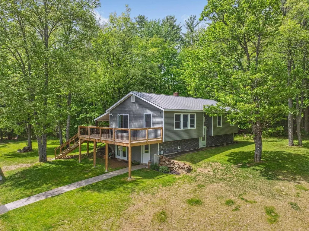 54 Barton Whitney Road Newport NH 03773