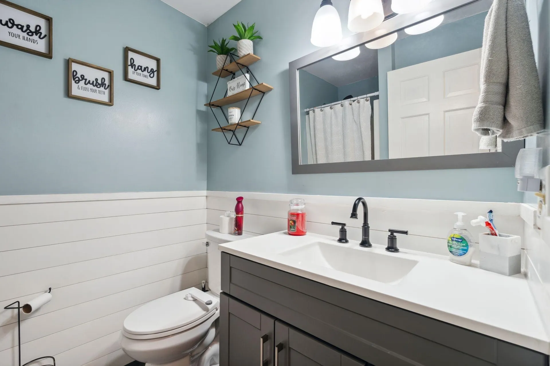 54 Barton Whitney Road Newport NH 03773