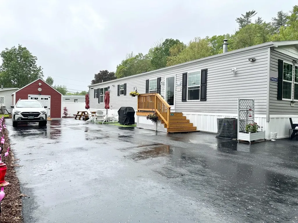 171 Preston Street Hillsborough NH 03244