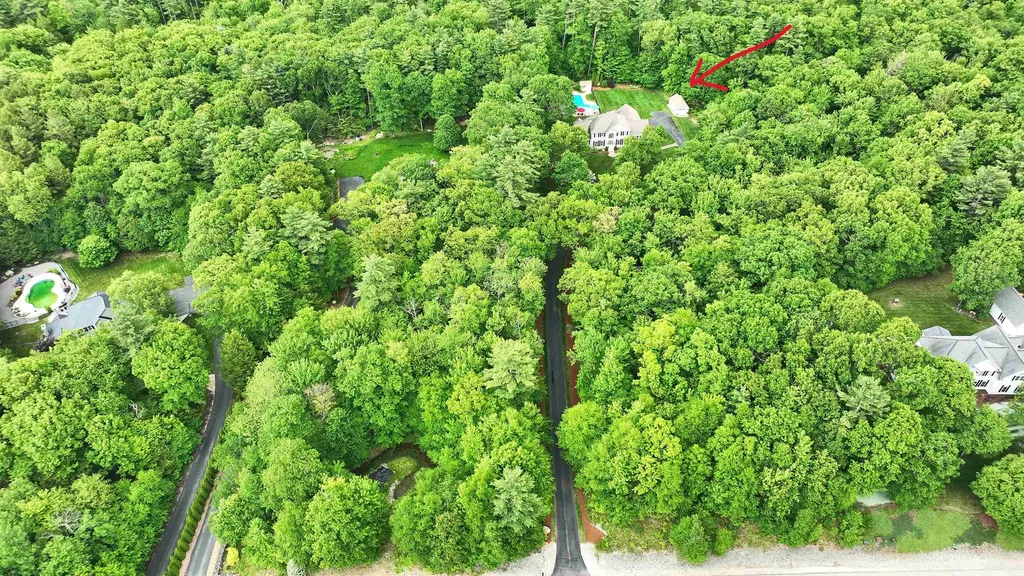 54 Pasture Road Auburn NH 03032