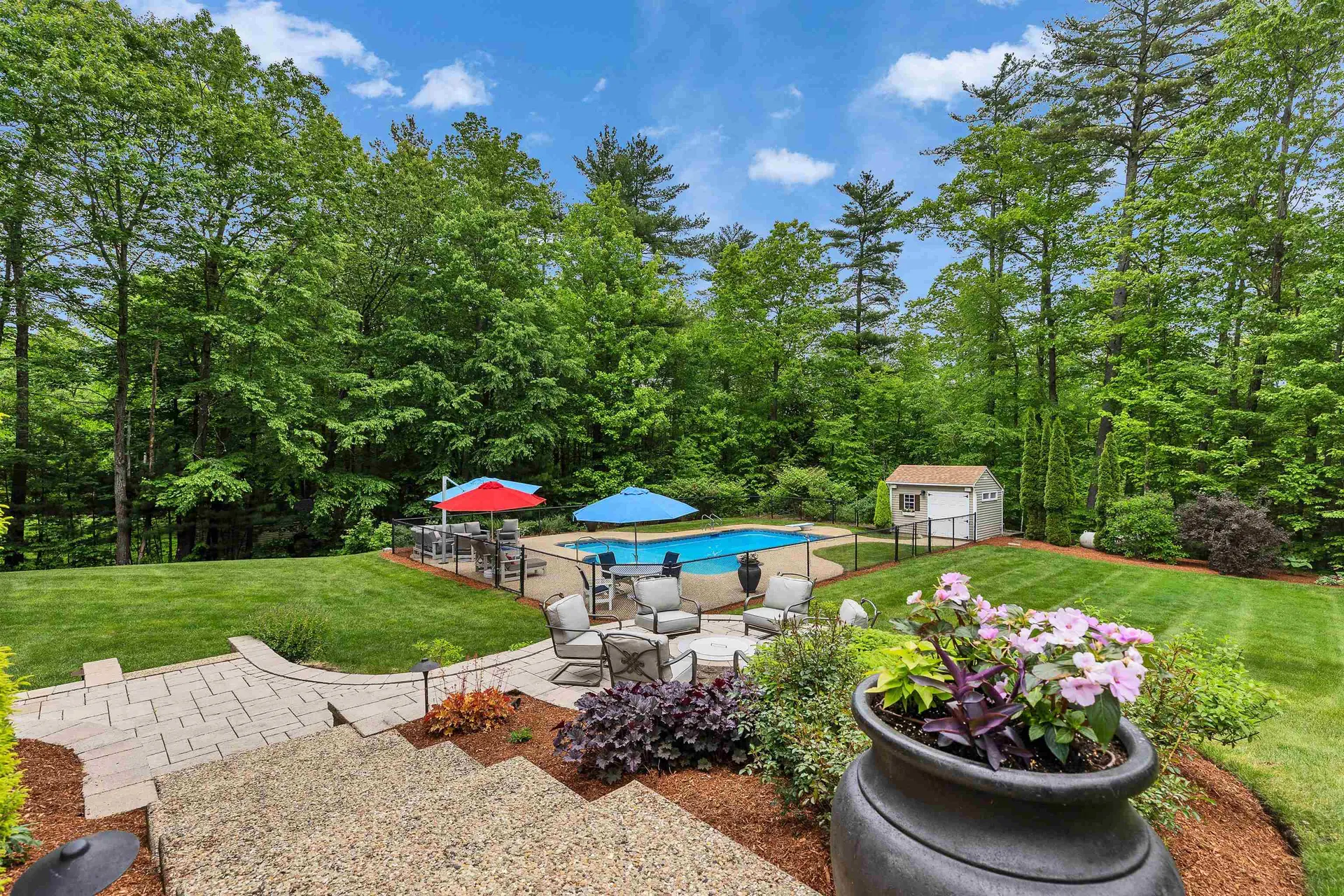 54 Pasture Road Auburn NH 03032