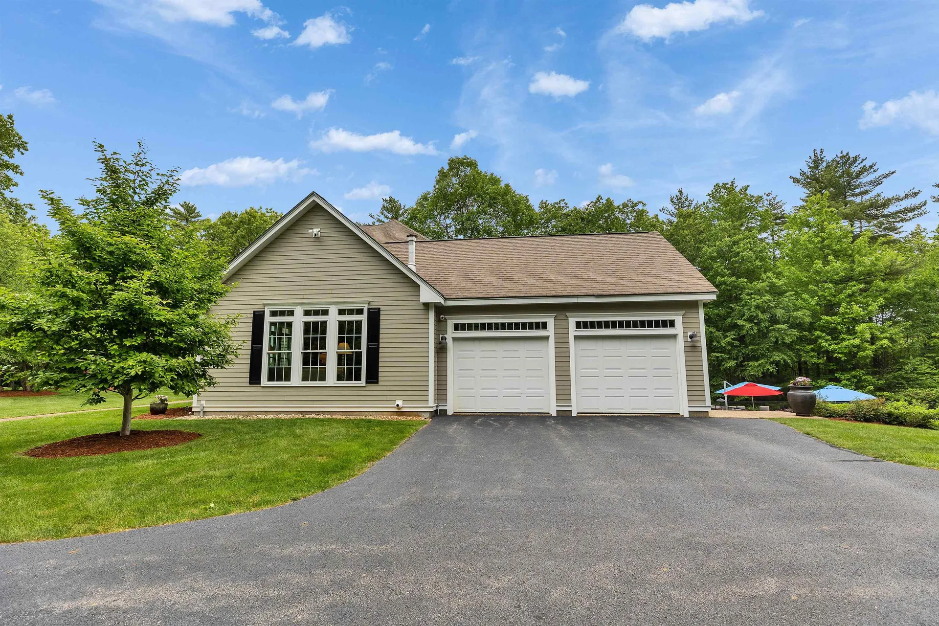 54 Pasture Road Auburn NH 03032