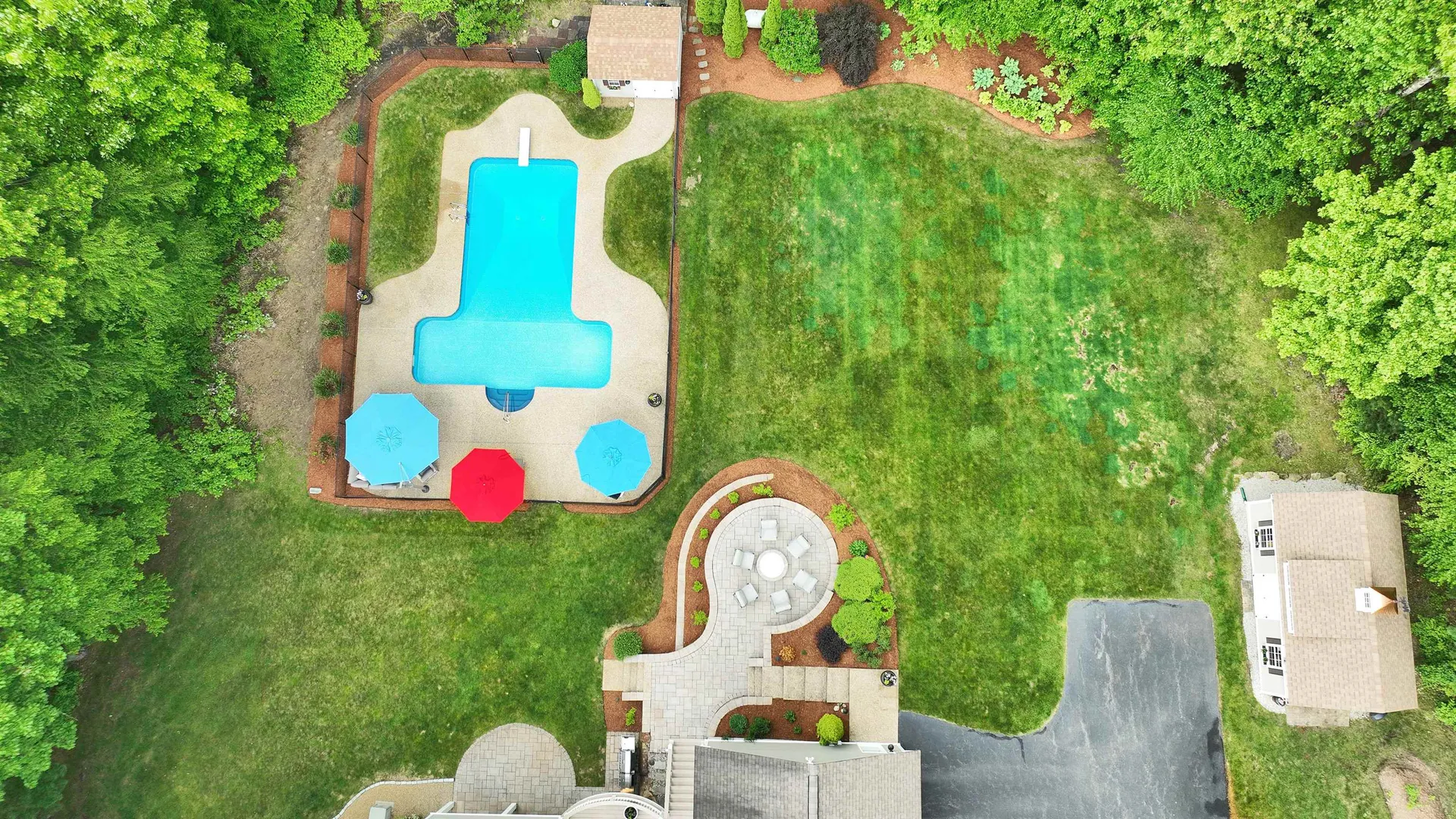 54 Pasture Road Auburn NH 03032