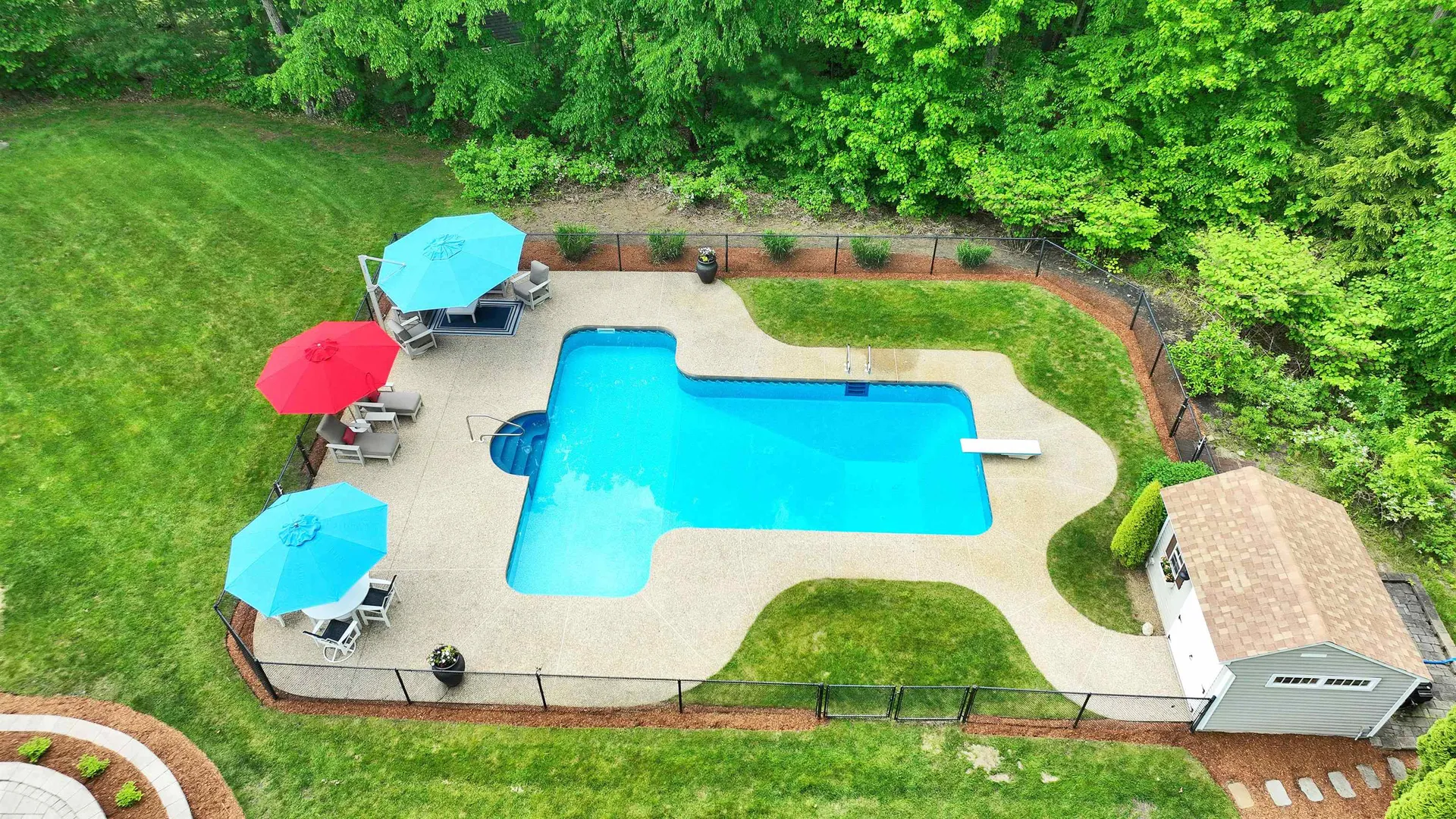 54 Pasture Road Auburn NH 03032