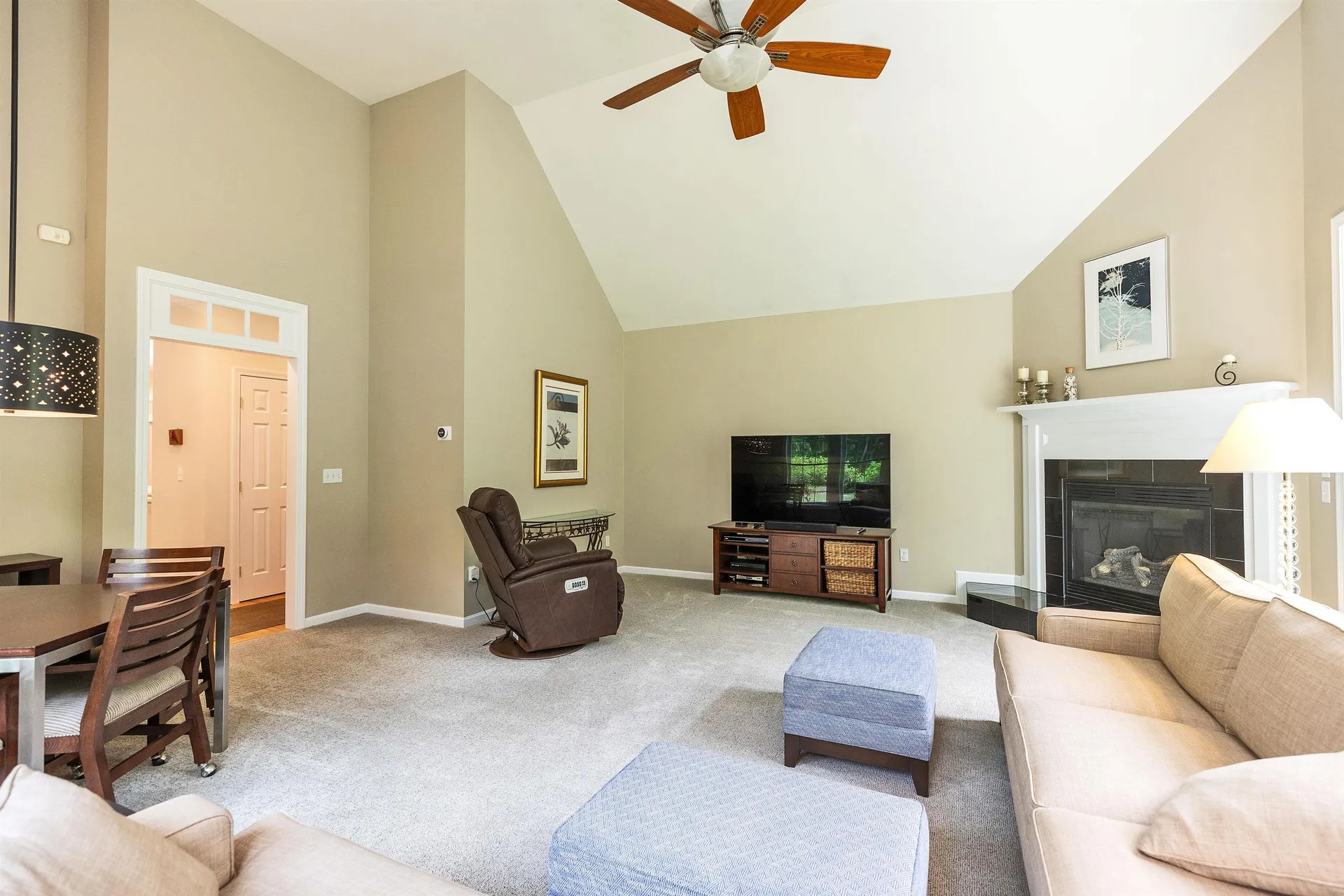 54 Pasture Road Auburn NH 03032