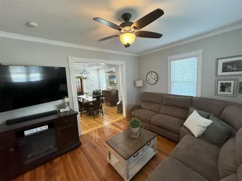 77 Barnes Street West Rutland VT 05777