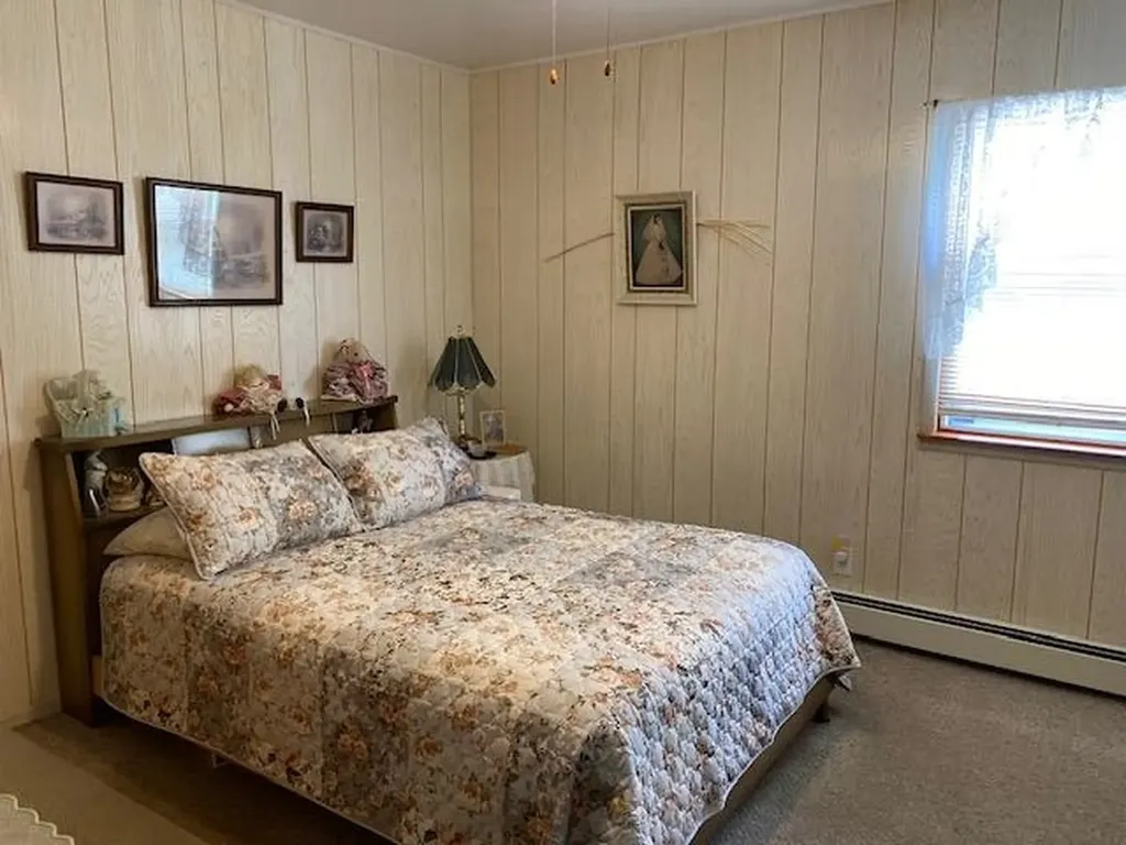 800 Fifth Avenue Berlin NH 03570