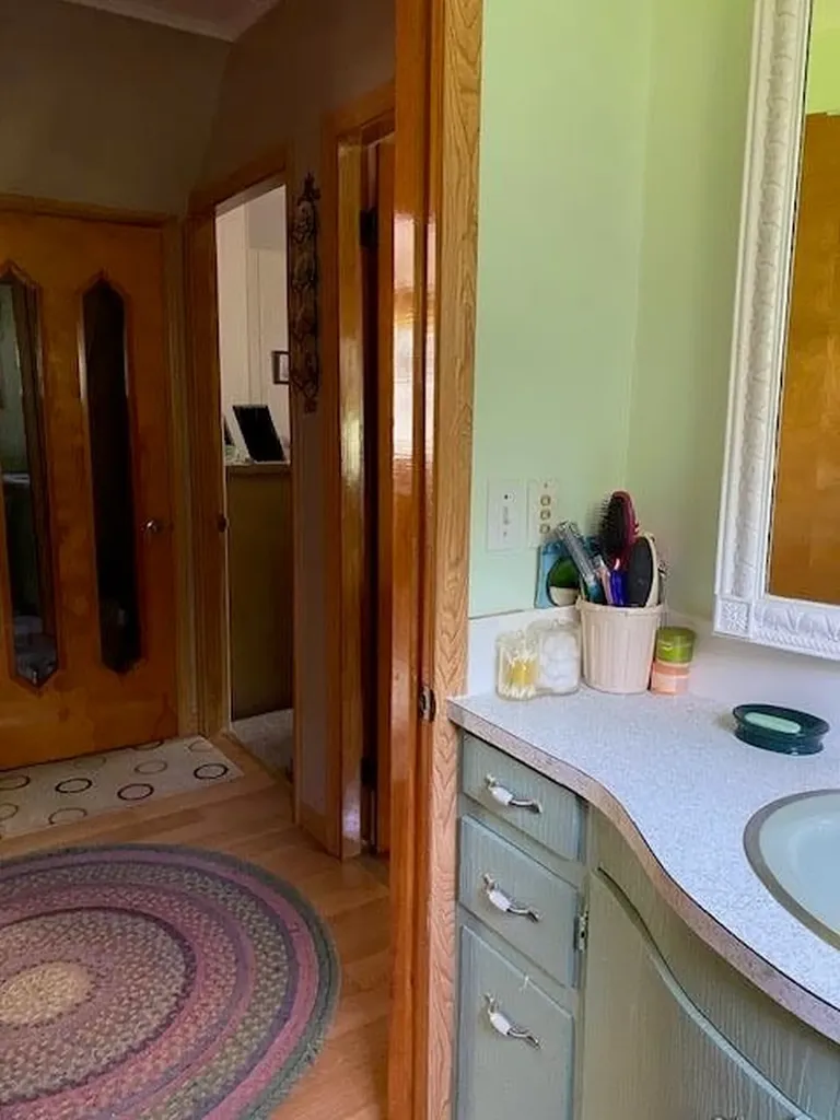 800 Fifth Avenue Berlin NH 03570