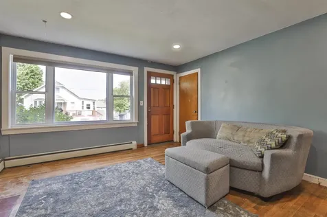 41 Larch Street Goffstown NH 03045