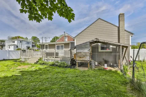 41 Larch Street Goffstown NH 03045