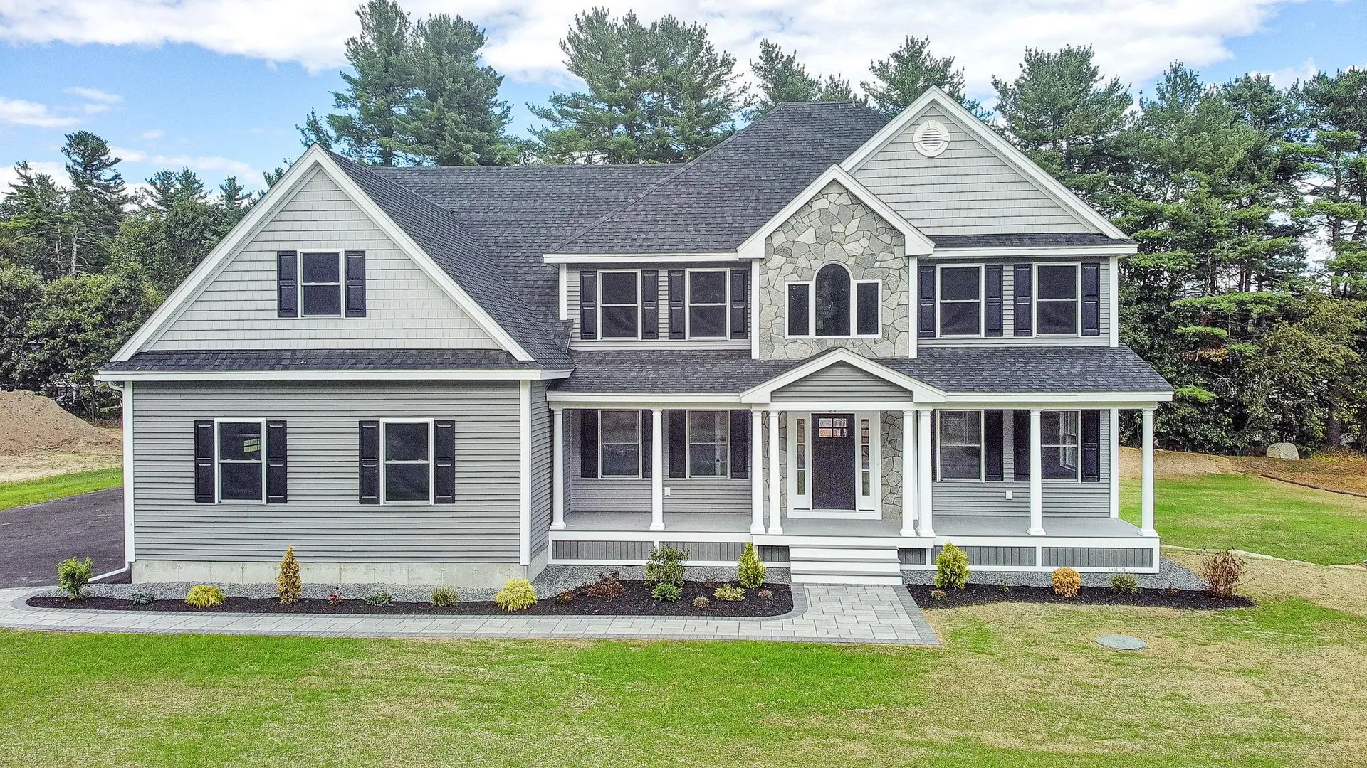 21 Cornstalk Lane Pelham NH 03076