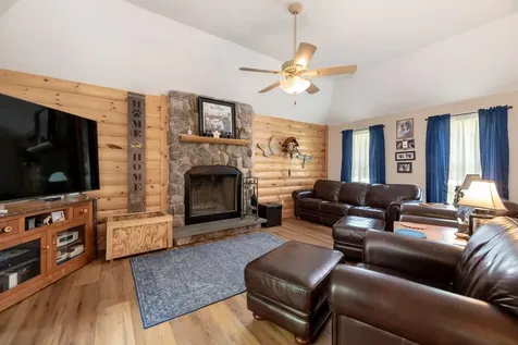 24 Watson Hill Road Raymond NH 03077