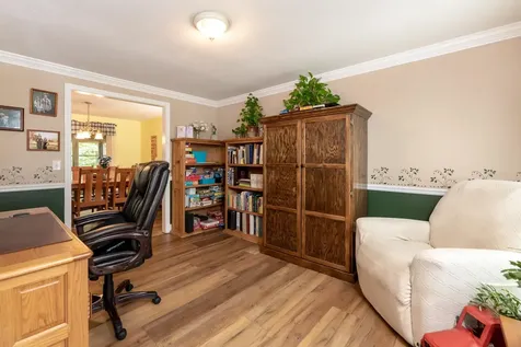24 Watson Hill Road Raymond NH 03077
