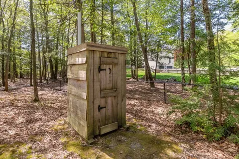 24 Watson Hill Road Raymond NH 03077