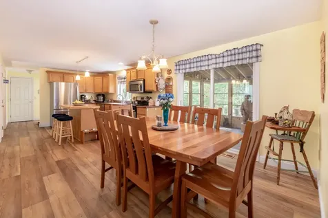 24 Watson Hill Road Raymond NH 03077