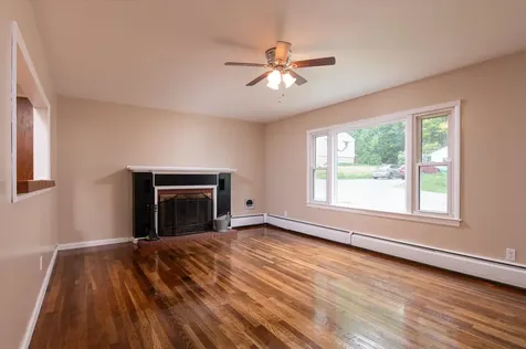 213 Commonwealth Avenue Springfield VT 05156