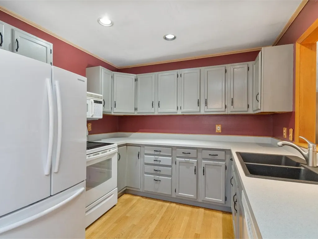 104 Marsett Road Shelburne VT 05482-6641