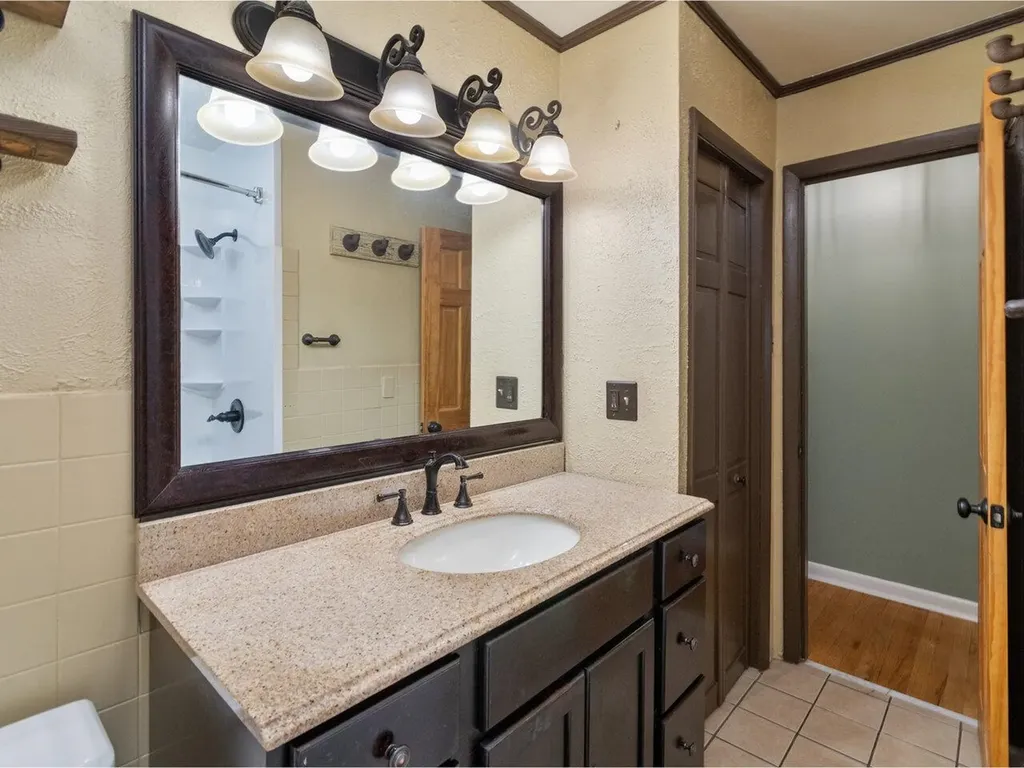 104 Marsett Road Shelburne VT 05482-6641