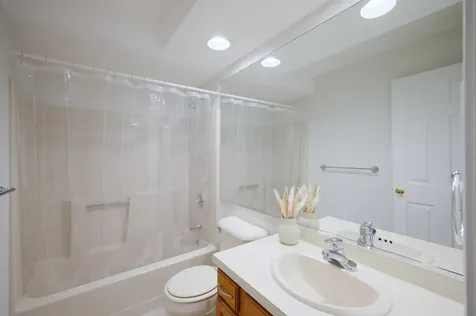 50 Brookside Drive Exeter NH 03833
