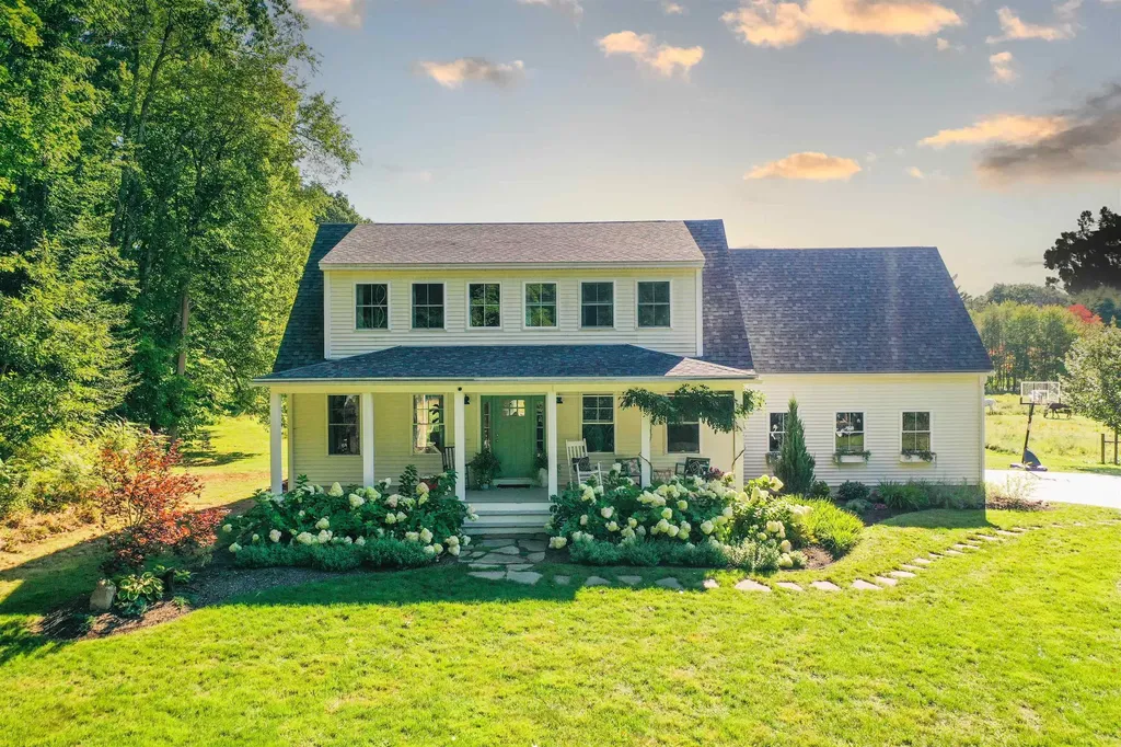 11 Towle Road Epping NH 03042