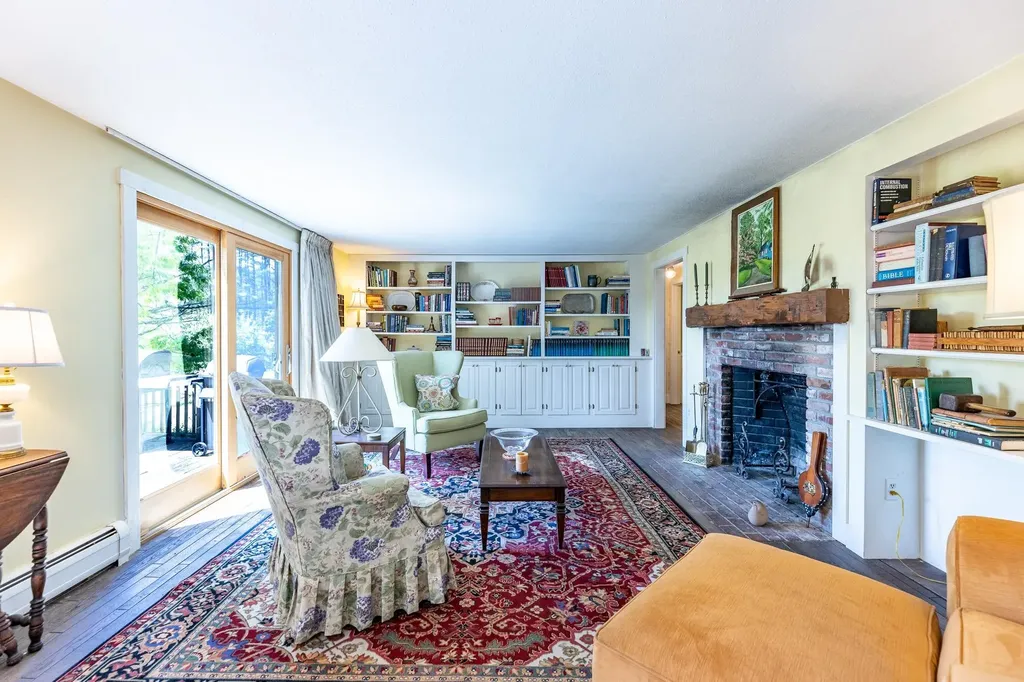 168 Thorn Apple Lane Hartford VT 05001