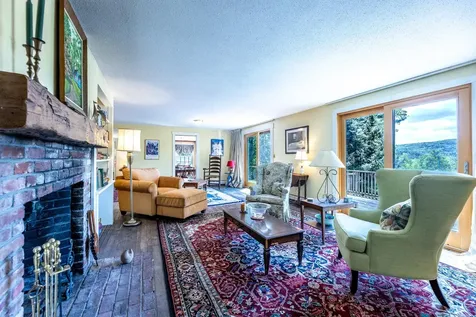 168 Thorn Apple Lane Hartford VT 05001