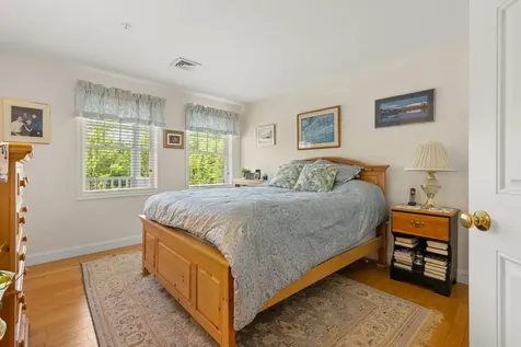 3 Sterling Hill Lane Exeter NH 03833