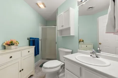 3 Sterling Hill Lane Exeter NH 03833