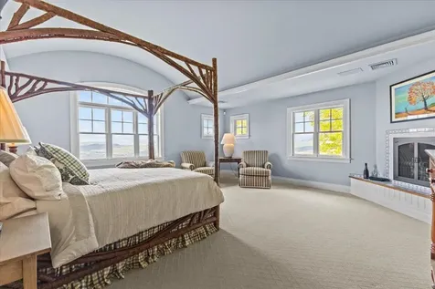 1097 Taber Ridge Road Stowe VT 05672