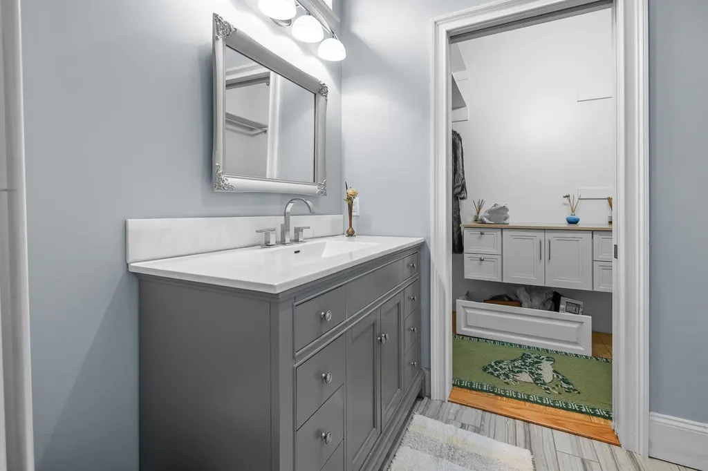 12 Apple Blossom Drive Lebanon NH 03784