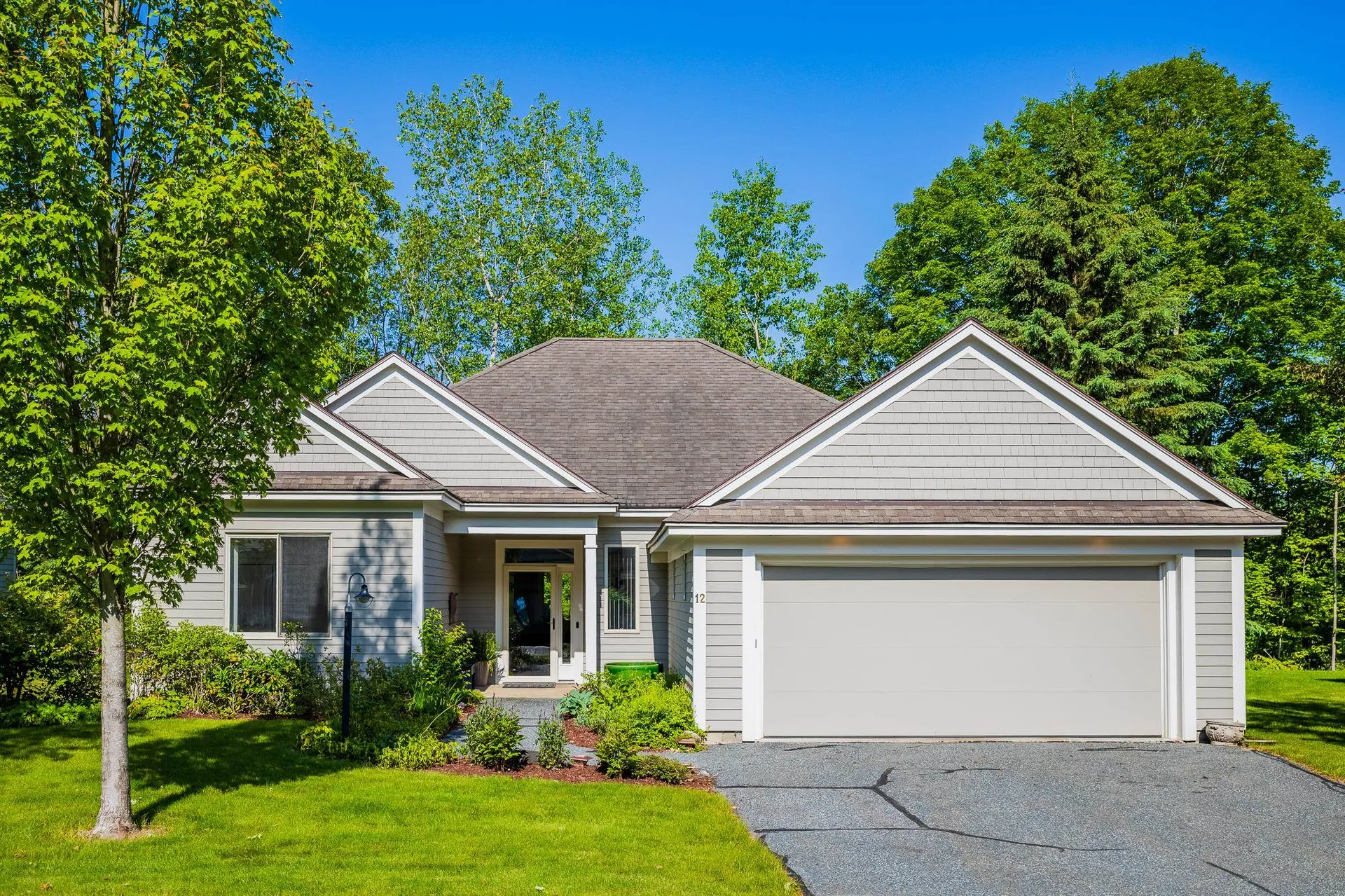 12 Apple Blossom Drive Lebanon NH 03784