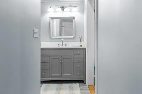 12 Apple Blossom Drive Lebanon NH 03784