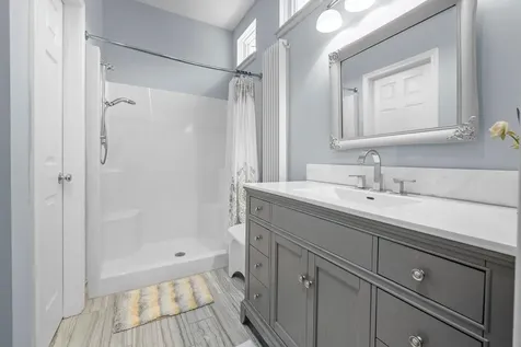 12 Apple Blossom Drive Lebanon NH 03784