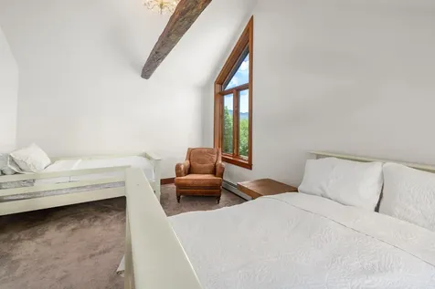 356 Weeks Hill Meadows Stowe VT 05672