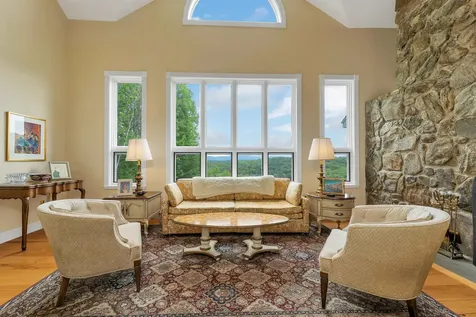 10 Lake View Drive New Hampton NH 03256