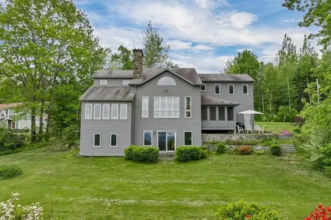 10 Lake View Drive New Hampton NH 03256