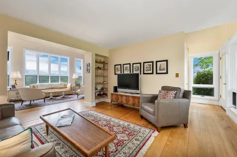 10 Lake View Drive New Hampton NH 03256