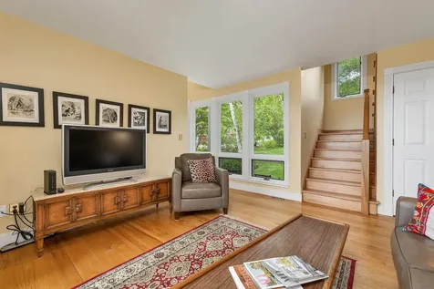 10 Lake View Drive New Hampton NH 03256