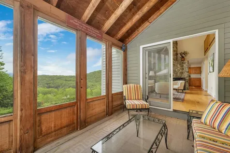 10 Lake View Drive New Hampton NH 03256