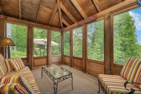 10 Lake View Drive New Hampton NH 03256