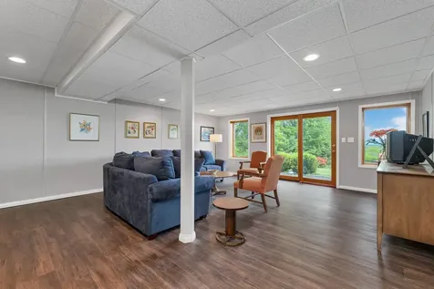 10 Lake View Drive New Hampton NH 03256