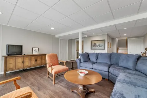 10 Lake View Drive New Hampton NH 03256